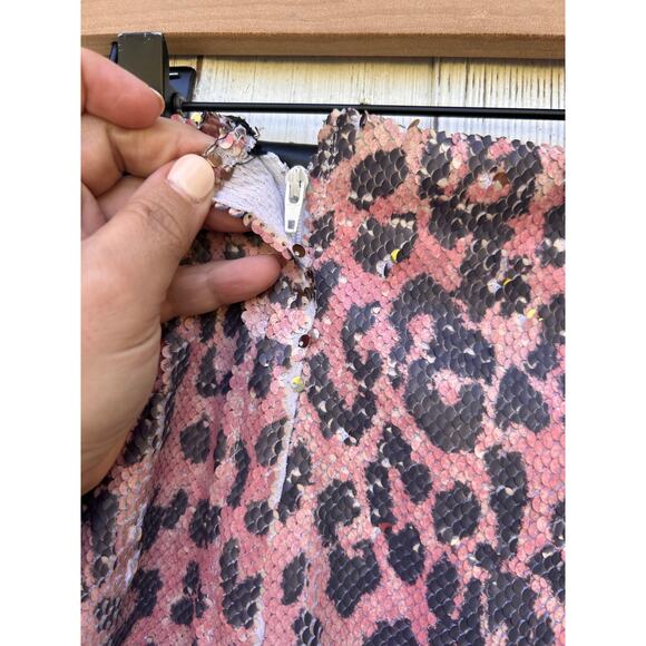 Free People One Pink Cheetah Sequin Festival Mini Skirt Size 2 NWT - Picture 5 of 10